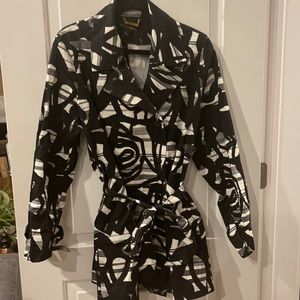 Fabulous head turning light weight jacket!